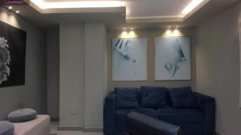 leahnovac online show from 10, 9, 2025