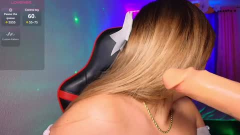 Snapshot of leahtemptation chatting on 6, 2, 2025 leah online show from 6, 2, 2025