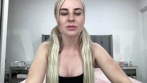 Leanna online show from 10, 3, 2025