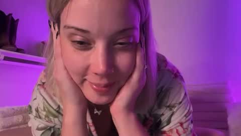 leanneluxecouple online show from 15, 10, 2025