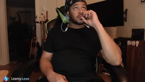 Snapshot of learoy chatting on 16, 12, 2024 Learoy online show from 16, 12, 2024