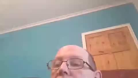 leatherpants68 online show from 8, 11, 2025