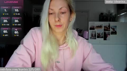 LeaVixx online show from 23, 12, 2024