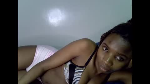Snapshot of lee_shaz chatting on 2, 6, 2026 lee baby online show from 2, 6, 2026