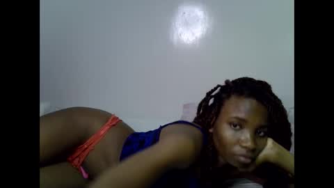 Snapshot of lee_shaz chatting on 8, 6, 2026 lee baby online show from 8, 6, 2026