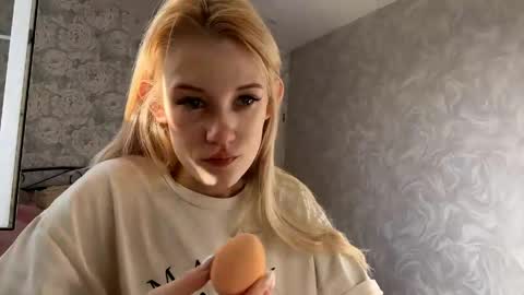 Snapshot of leealaya chatting on 21, 4, 2026 Kate online show from 21, 4, 2026