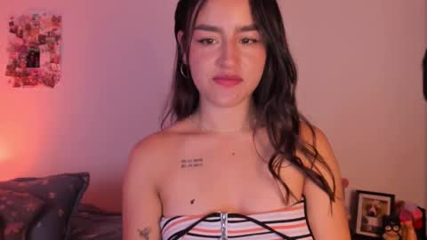 Snapshot of leejhonsonnn chatting on 28, 1, 2025 leejhonsonnn online show from 28, 1, 2025