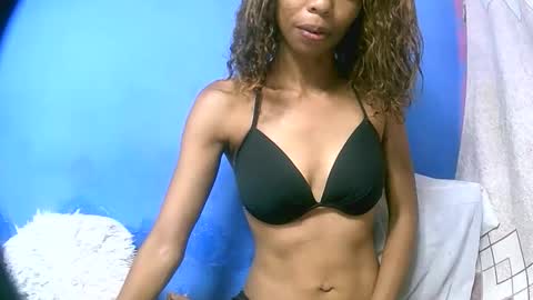 Snapshot of leeromi chatting on 28, 2, 2026 leeromi online show from 28, 2, 2026