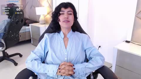 Snapshot of leethompson_ chatting on 4, 2, 2025 Leet  online show from 4, 2, 2025