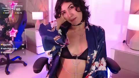 Snapshot of leethompson_ chatting on 19, 2, 2025 Leet  online show from 19, 2, 2025