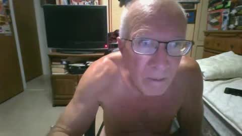 Snapshot of leezamm1132 chatting on 8, 5, 2026 leezamm1132 online show from 8, 5, 2026