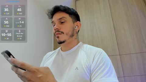 Alejandro online show from 2, 11, 2025