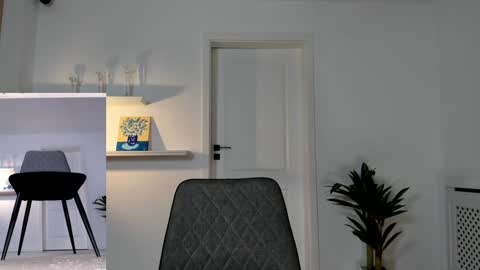 Elle  online show from 10, 12, 2024