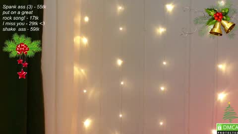 Snapshot of leia_bell chatting on 15, 12, 2024 hey Im Leia and I love rock online show from 15, 12, 2024