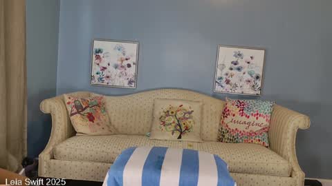 Leia Swift online show from 3, 1, 2025