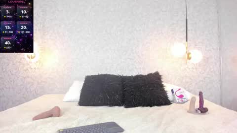 LEIGH ANGELS online show from 8, 10, 2025