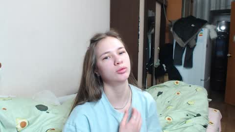 leila_bambi_ online show from 31, 12, 2024