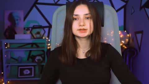 LeilaMurphy online show from 21, 2, 2025