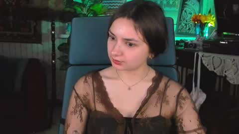 LeilaMurphy online show from 11, 3, 2025