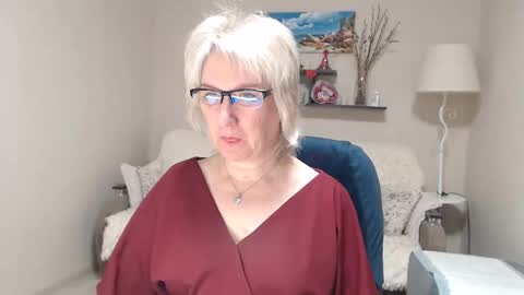 Leila Kinky online show from 4, 3, 2026