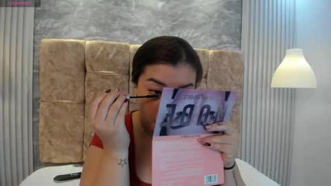 leilapons online show from 16, 11, 2025