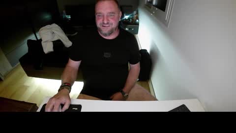Snapshot of lemouth006 chatting on 4, 10, 2025 Ange online show from 4, 10, 2025