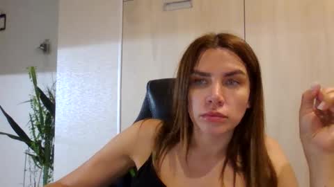 Snapshot of lena6122000 chatting on 11, 9, 2025 lena6122000 online show from 11, 9, 2025