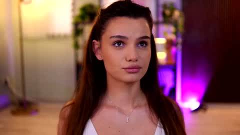 Snapshot of lena_laurent chatting on 27, 6, 2026 Lena Laurent online show from 27, 6, 2026
