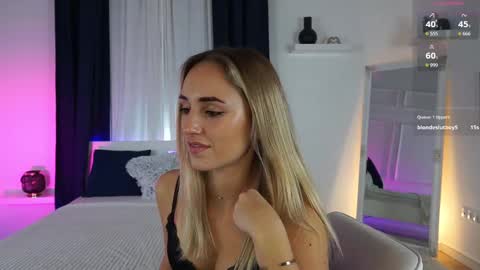 Snapshot of lenaastar chatting on 20, 11, 2025 Lena online show from 20, 11, 2025