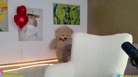 Snapshot of lenna_godess chatting on 18, 2, 2025 Lenna Goddess online show from 18, 2, 2025
