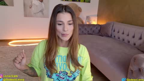 Snapshot of lenna_godess chatting on 6, 3, 2025 Lenna Goddess online show from 6, 3, 2025