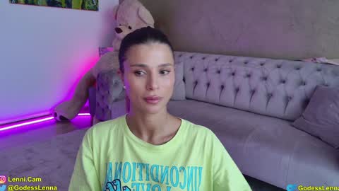 Snapshot of lenna_godess chatting on 18, 9, 2025 Lenna Goddess online show from 18, 9, 2025
