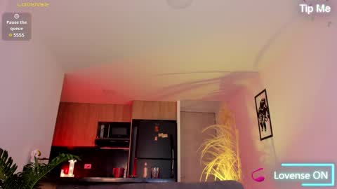 Lenner INDEPENDENT MODEL online show from 18, 2, 2025