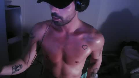 Snapshot of leo1991lol chatting on 18, 12, 2024 leo1991lol online show from 18, 12, 2024