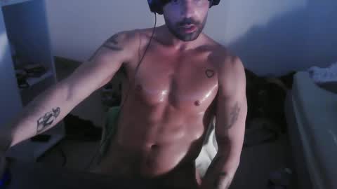 Snapshot of leo1991lol chatting on 22, 1, 2025 leo1991lol online show from 22, 1, 2025