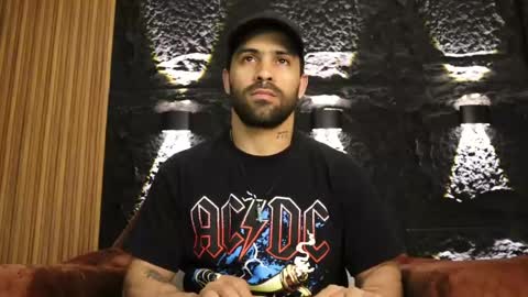 Snapshot of leo_diaz01 chatting on 19, 5, 2026 Leo Diaz online show from 19, 5, 2026
