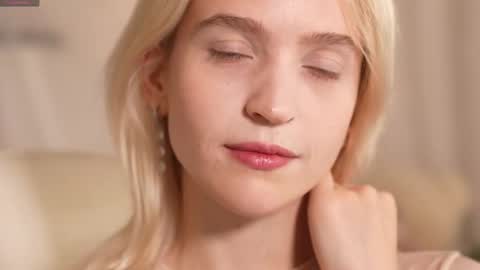  Ashly  online show from 28, 11, 2025