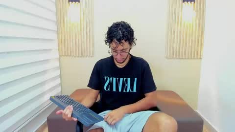 Snapshot of leo_sanz6 chatting on 21, 5, 2026 LEO online show from 21, 5, 2026
