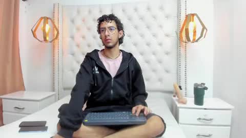 Snapshot of leo_sanz6 chatting on 24, 6, 2026 LEO online show from 24, 6, 2026
