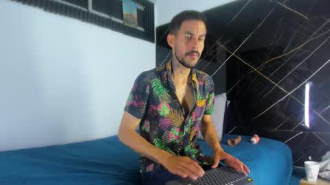 Snapshot of leo_vesper chatting on 4, 4, 2026 leo vesper online show from 4, 4, 2026