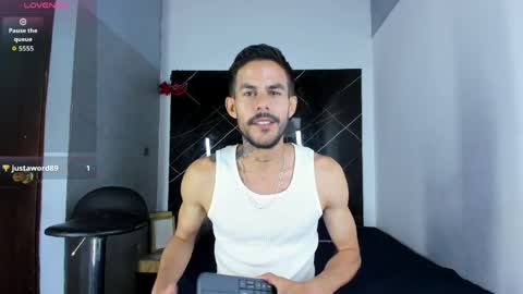 Snapshot of leo_vesper chatting on 7, 4, 2026 leo vesper online show from 7, 4, 2026