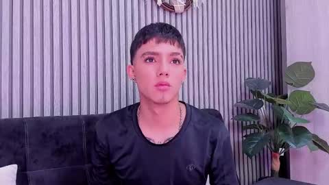 leohard_ online show from 10, 1, 2026