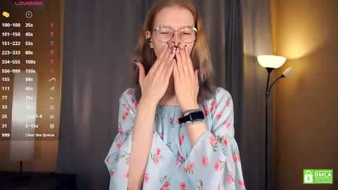 Snapshot of leolakorner chatting on 20, 12, 2025 Hello Im Roxy Im just starting my journey here so lets get acquainted online show from 20, 12, 2025