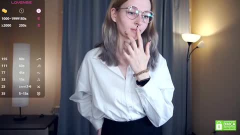 Snapshot of leolakorner chatting on 6, 1, 2026 Hello Im Roxy Im just starting my journey here so lets get acquainted online show from 6, 1, 2026