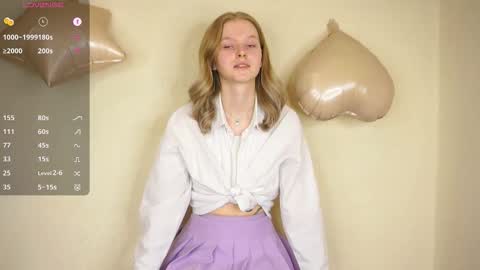 Snapshot of leolakorner chatting on 13, 2, 2026 Hello Im Roxy Im just starting my journey here so lets get acquainted online show from 13, 2, 2026