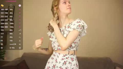 Snapshot of leolakorner chatting on 17, 2, 2026 Hello Im Roxy Im just starting my journey here so lets get acquainted online show from 17, 2, 2026