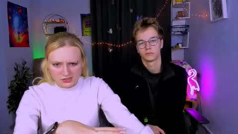 Snapshot of leon_lie chatting on 16, 12, 2025 leo online show from 16, 12, 2025