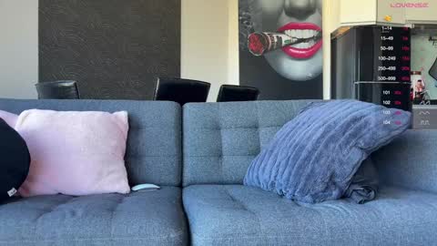 Leon online show from 1, 2, 2025