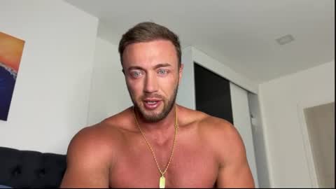 Snapshot of leon_lovefitness chatting on 6, 7, 2026 Leon online show from 6, 7, 2026