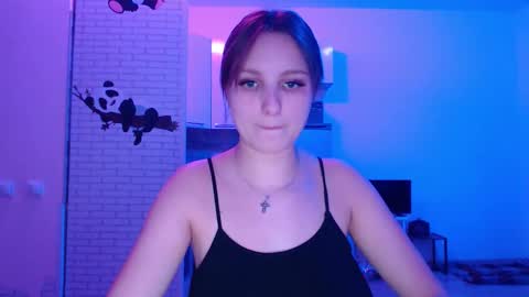 Leonaalove online show from 12, 3, 2026